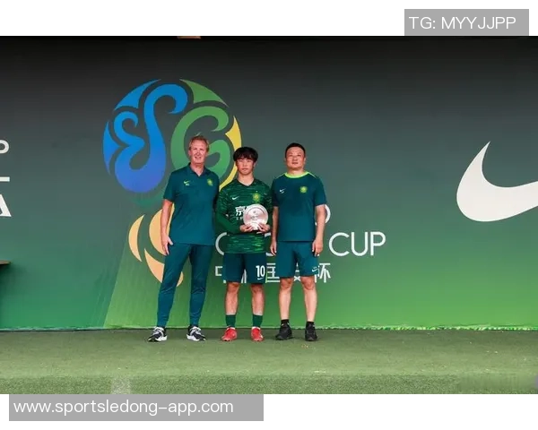 媒体人分析国安近年排名变化探讨其背后动机与未来发展方向